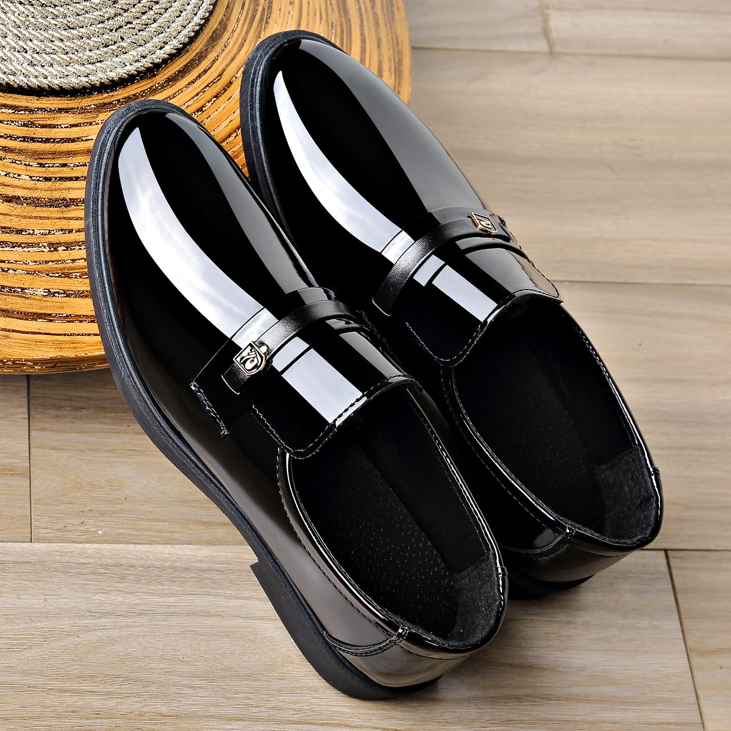 Dress Leather Shoes With A Mirror Like Slip On Design