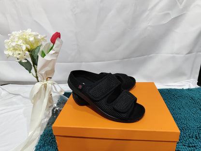 Wide Puffy Fat Big Foot Bone Adjustable Rubber Foam Bottom Loose Slippers